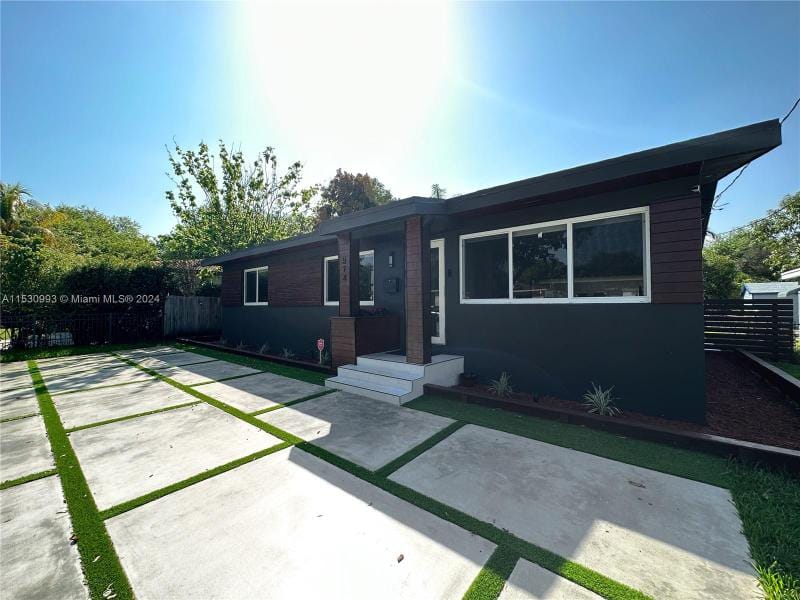 974 Northeast 145th Street, North Miami, FL 33161 for Sale