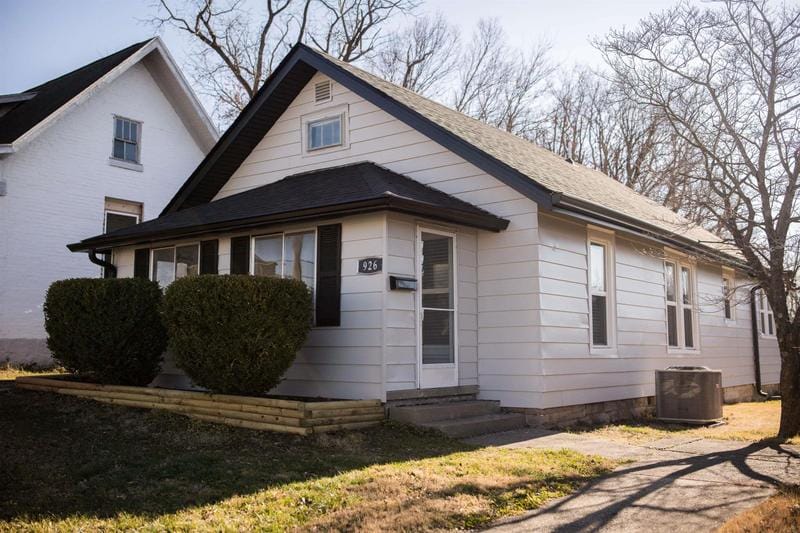 926 18th Street, Bedford, IN 47421 for Sale