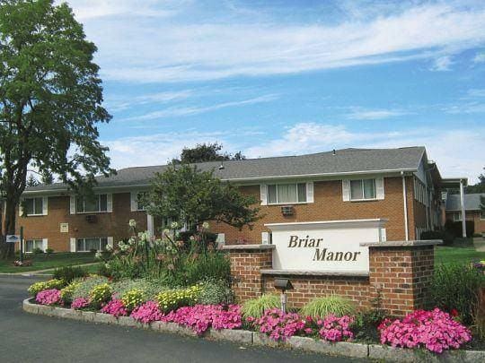 Rochester, NY - Apartment - $835.00 Available May 2018  176 Greystone Ln for Sale