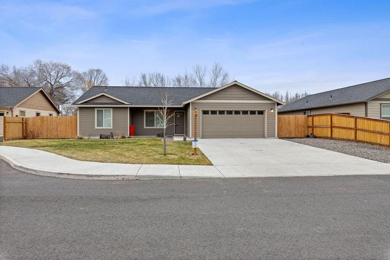 1068 NE Crista Court, Prineville OR 97754 for Sale
