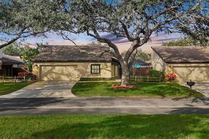 3617 GLEN OAKS MANOR DR, SARASOTA, FL 34232 Single Family Residence For Sale  MLS# A4597456