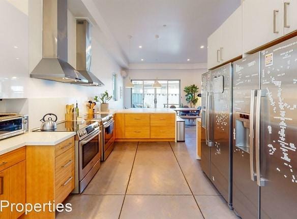 1510 8th St - Oakland, CA 94607 - Home For Rent