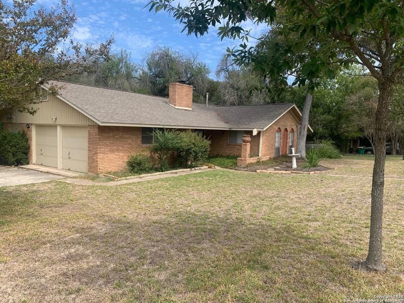 302 Oak Park Drive, Boerne, TX 78006 for Rent
