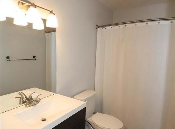 1301 N 16th St - Murray, KY 42071 - Home For Rent