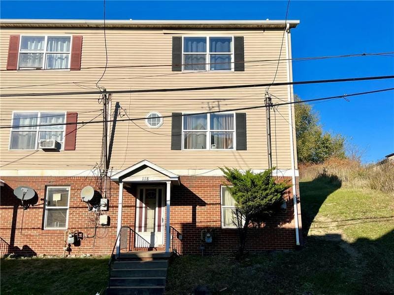 118 MILLER AVE, Braddock, PA 15104 Condo/Townhouse For Sale  MLS# 1631387 for Rent