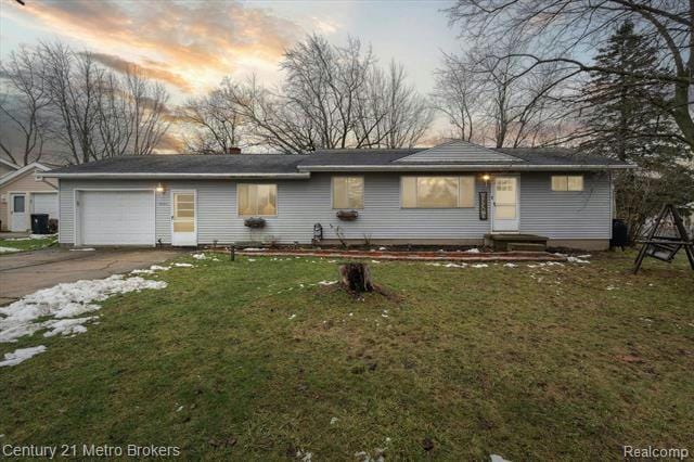 6104 SUN VALLEY DR, Grand Blanc, MI 48439 Single Family Residence For Sale  MLS# 20240005632