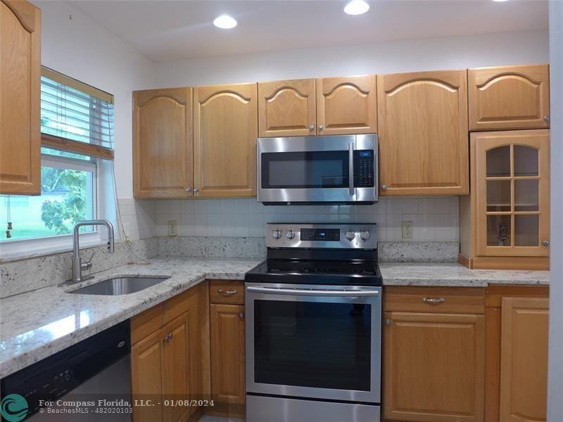 2810 Southwest Natura Boulevard, Unit D, Deerfield Beach, FL 33441 for Rent