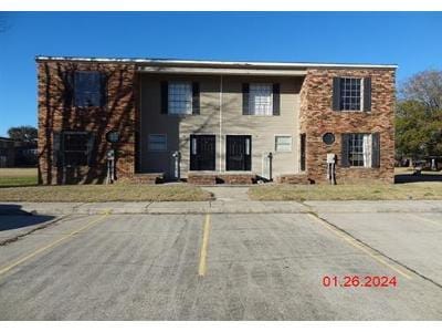 Lake Side Dr Apt A for Sale