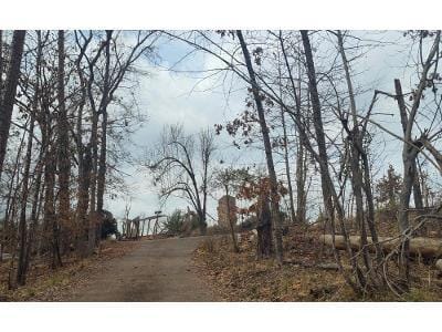 Springwood Rd for Sale