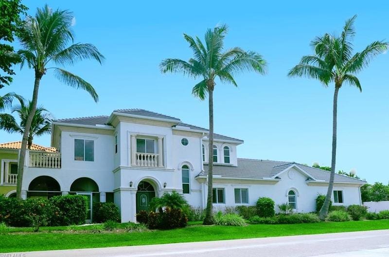 11002 Vanderbilt Dr, Naples, FL 34108 - MLS 223066870 for Rent
