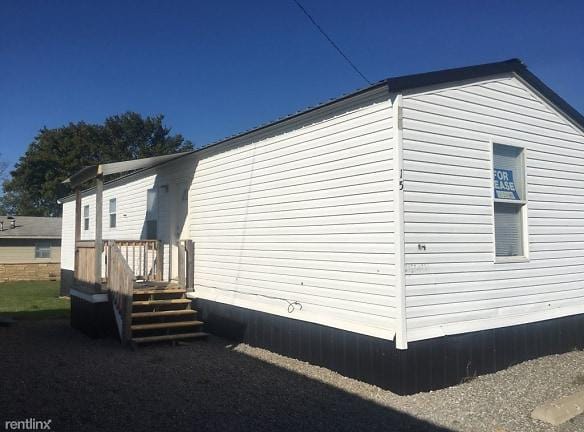 1219 W Choctaw St - Tahlequah, OK 74464 - Home For Rent