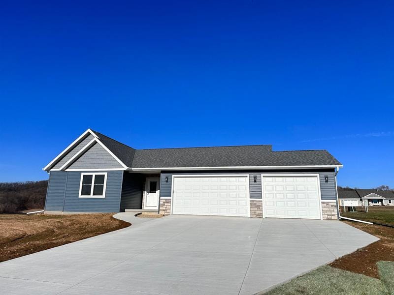61594 Park View Drive, Prairie du Chien, WI 53821 for Sale