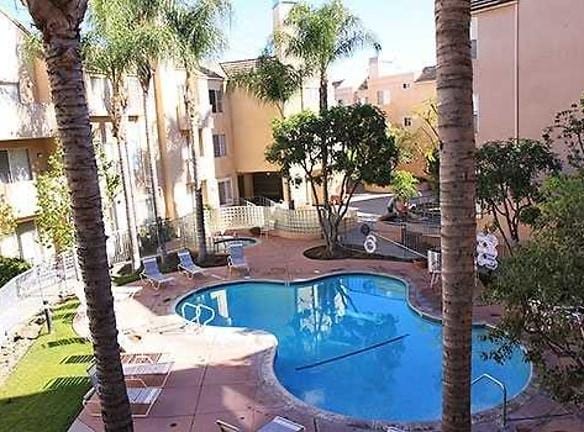 Parc Pointe - 620 North Hollywoood Way - Burbank, CA Apartments for Rent