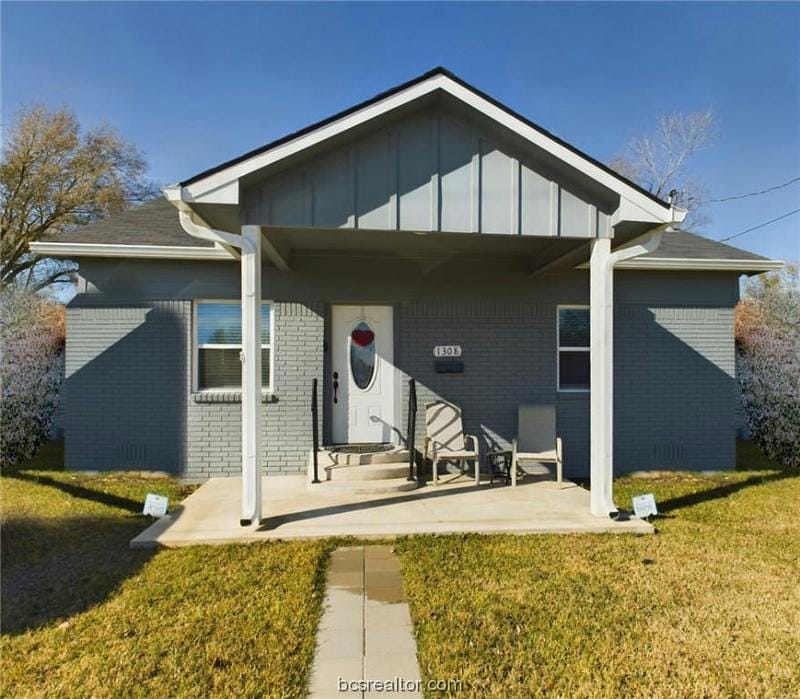 1308 DAWSON ST, Hearne, TX 77859 Single Family Residence For Sale  MLS# 24000323