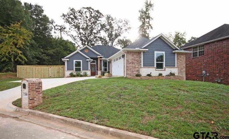 208 Rosebrook Circle, Whitehouse, TX 75791 for Rent