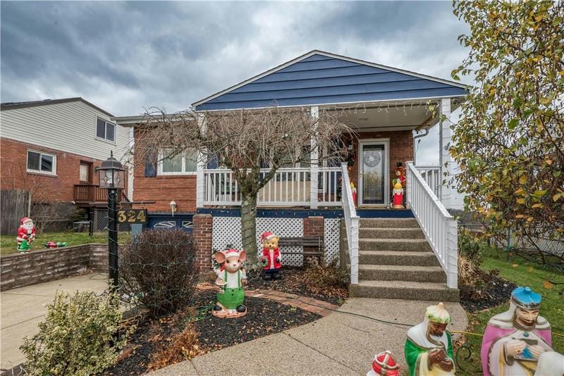 324 MEADOWLARK LN, West Mifflin, PA 15122 Single Family Residence For Sale  MLS# 1633782 for Rent