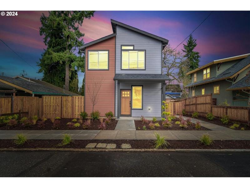 9397 N IVANHOE ST, Portland, OR 97203 Townhouse For Sale  MLS# 24520832