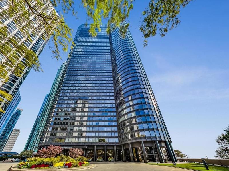155 North Harbor Drive, Unit 5205, Chicago, IL 60601 for Sale
