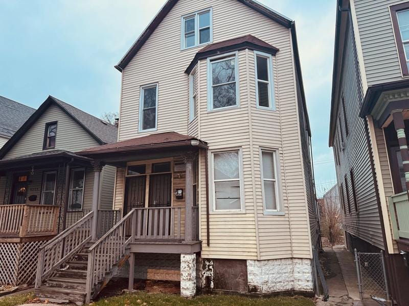 8231 South Coles Avenue, Chicago, IL 60617 for Sale
