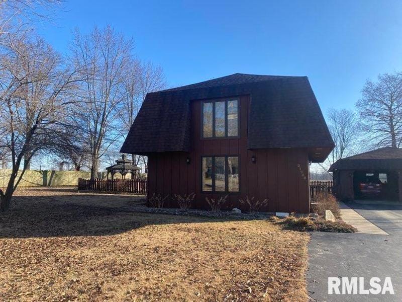 21908 Illinois Avenue, Thompsonville, IL 62890 for Sale