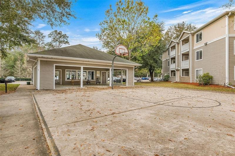 4000 SW 23rd St Unit 3-303, GAINESVILLE, FL 32608  MLS# GC518920 for Sale