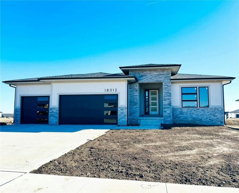 18012 TOWNSEND DR, Clive, IA 50325 Single Family Residence For Sale  MLS# 684583