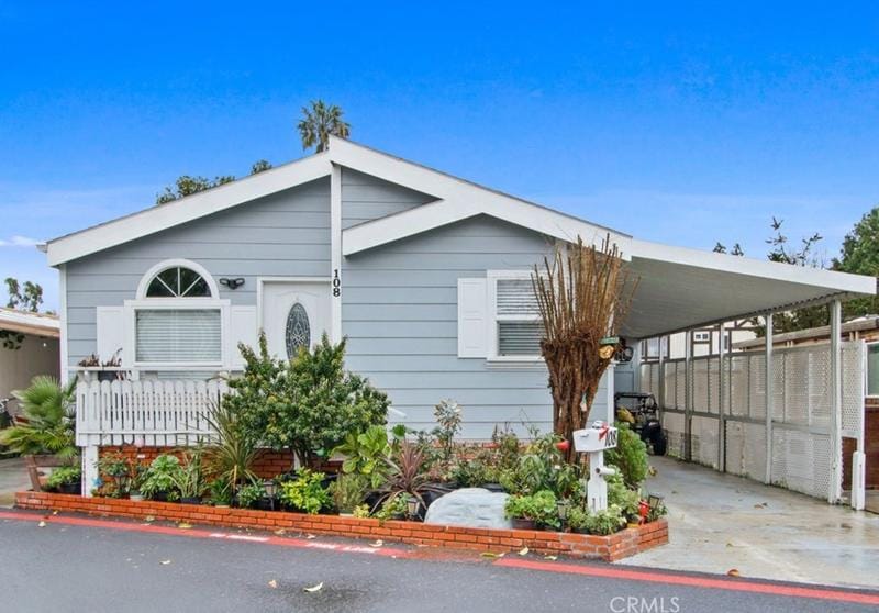 108 E Balboa Ln, Tustin, CA 92780 - MLS SW24024753 for Sale