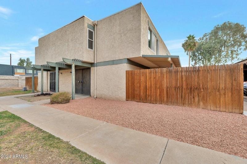 5948 W TOWNLEY AVE, Glendale, AZ 85302 Townhouse For Sale  MLS# 6652810 for Rent
