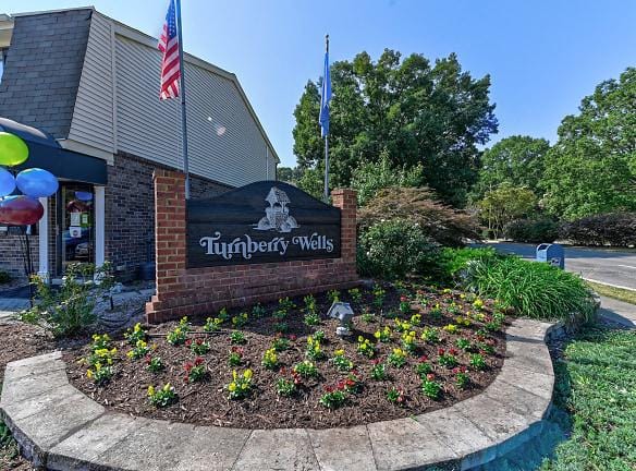 Turnberry Wells Apartments - 574 Turnberry Blvd - Newport News, VA Apartments for Rent