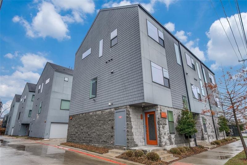 427 W 10th, Dallas, TX 75208 for Rent