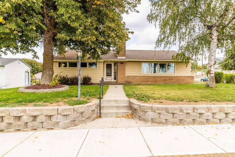 308 S 2nd, Harrington, WA 99134  619870440 for Sale
