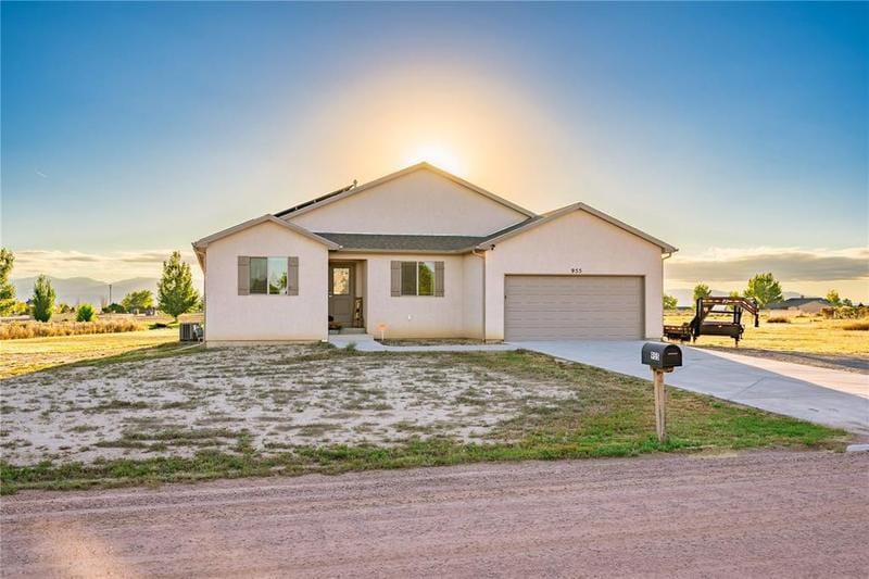 955 S Los Charros Dr, Pueblo West, CO 81007  MLS# 1393307 for Sale