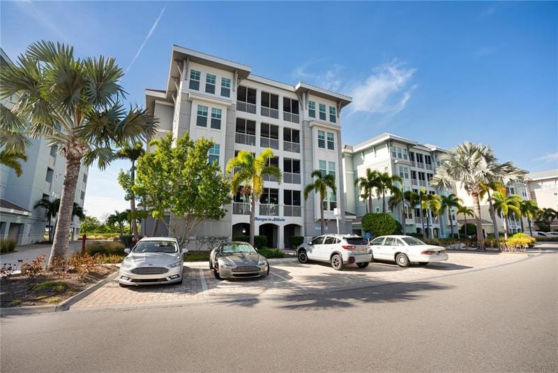 392 Aruba Circle, Unit 202, Bradenton, FL 34209 for Sale