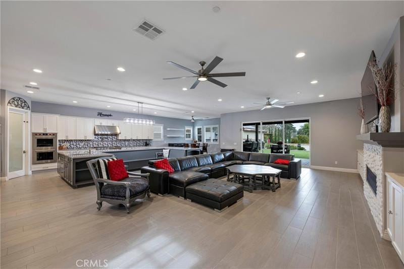 1043 Othello Lane, Corona, CA 92882 for Sale