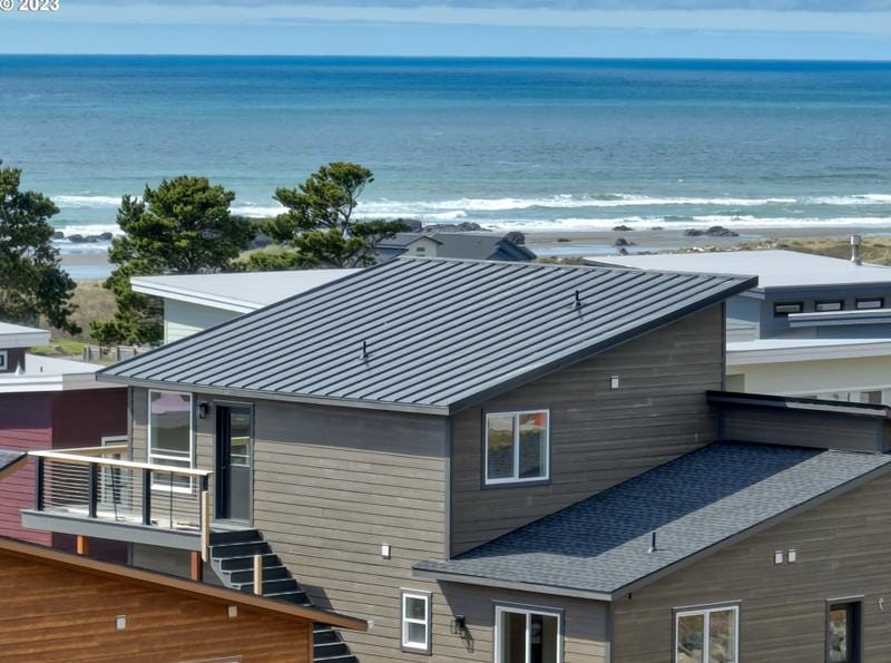 30403 Sawyer Wy, Gold Beach, OR 97444 - MLS 24503024 for Sale