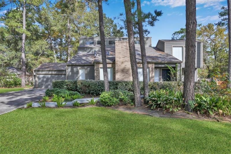 19 Rosedale Brook Court, The Woodlands, TX 77381 for Rent