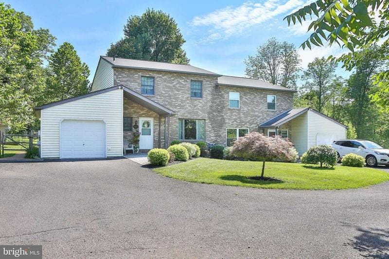 Cedar, PERKASIE, PA 18944  623794595 for Rent