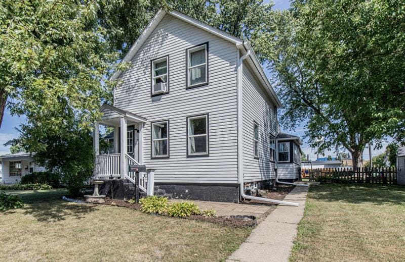 11 N 1ST ST, Princeton, IL 61356 Single Family Residence For Sale  MLS# 11876284