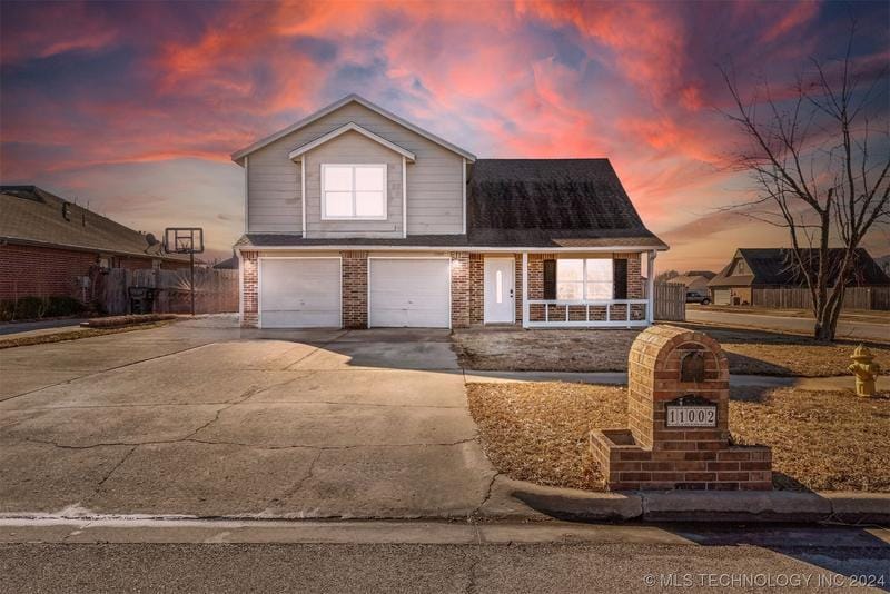 11002 E 118th St, Collinsville, OK 74021  MLS# 2402676 for Sale