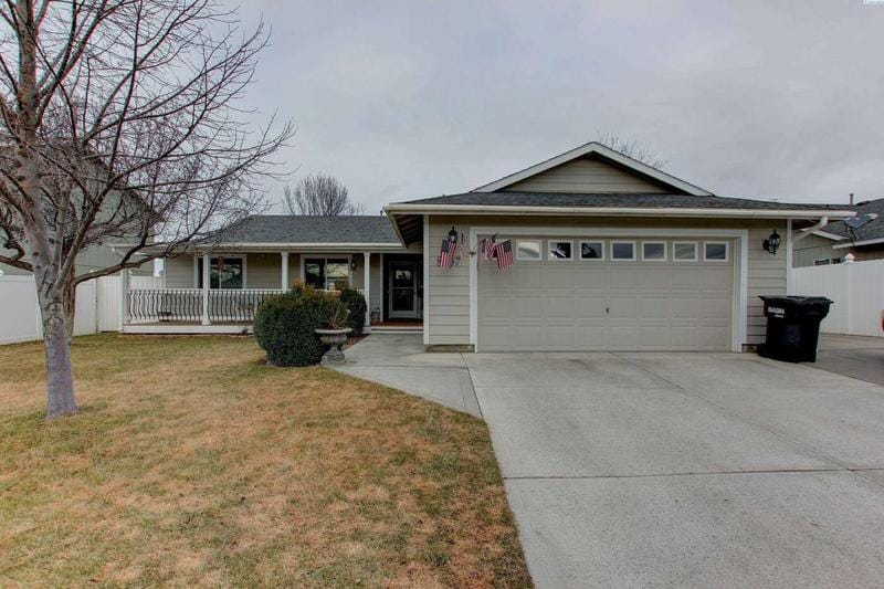 8307 Lummi Drive, Pasco, WA 99301  624495630 for Sale