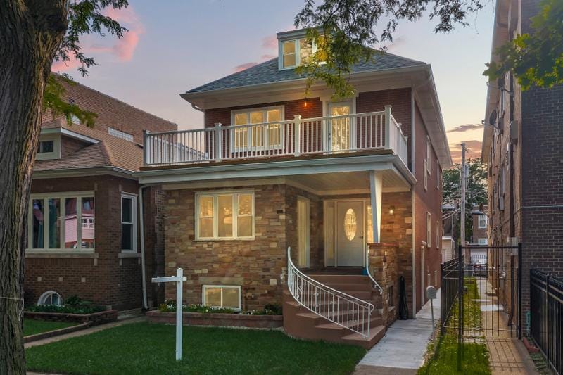 7234 North Hamilton Avenue, Chicago, IL 60645 for Sale
