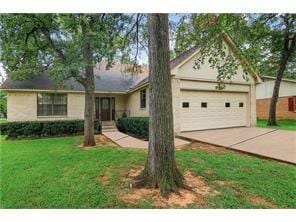 924 Kiowa Dr W, LAKE KIOWA, TX 76240 for Sale