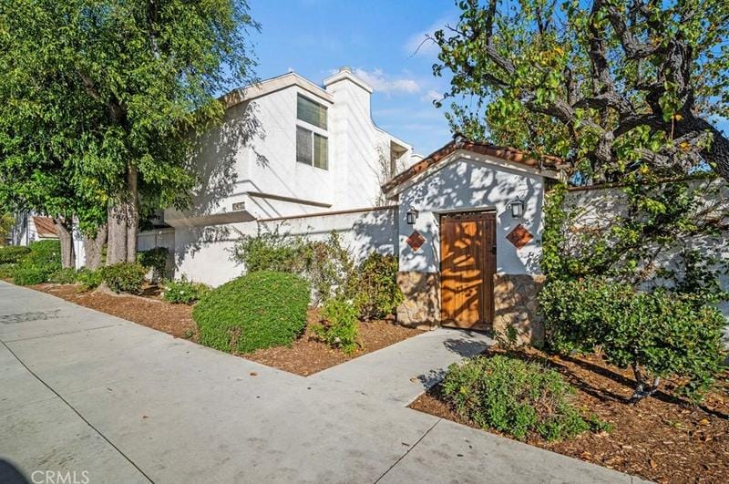 10450 Zelzah Ave #C, Northridge, CA 91326 - MLS SR24005441 for Sale