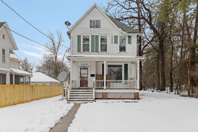 1320 W Stephenson, FREEPORT, IL 61032  621751678 for Sale