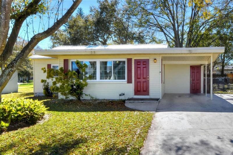 116 NW 10TH DR, MULBERRY, FL 33860 Single Family Residence For Sale  MLS# L4942454