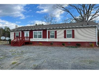 Henderson Rd for Sale