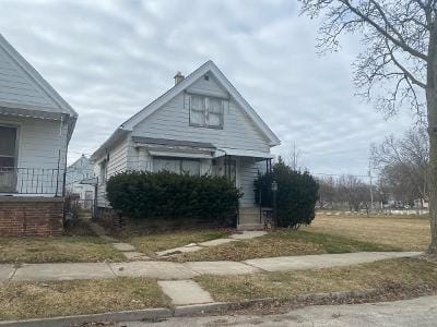 S 9th St for Sale