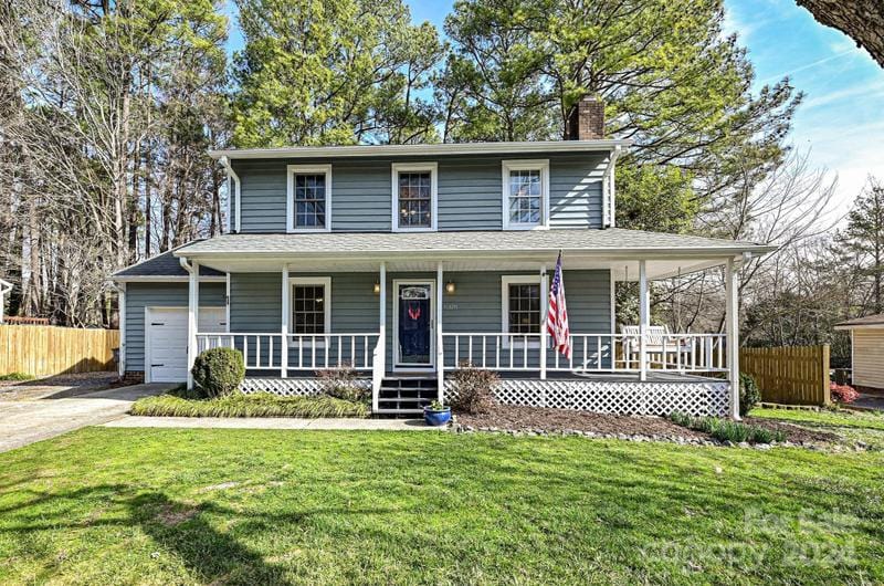 8318 Trail View Dr, Charlotte, NC 28226 - MLS 4105316 for Sale