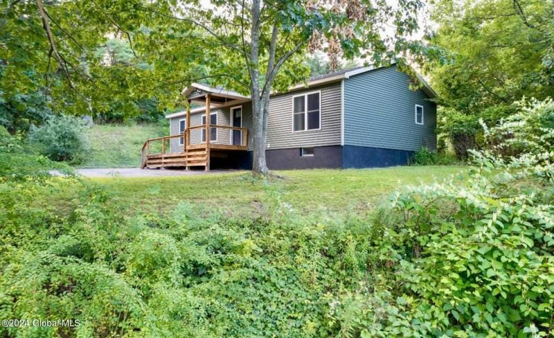 8 STONE BRIDGE ROAD, Durham, NY 12413 Single Family Residence For Sale  MLS# 202411823