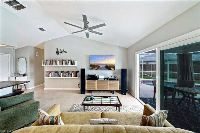 Bonita Springs, Lee County, FL Lakefront Property, Waterfront Property, House for sale Property ID: 417467896